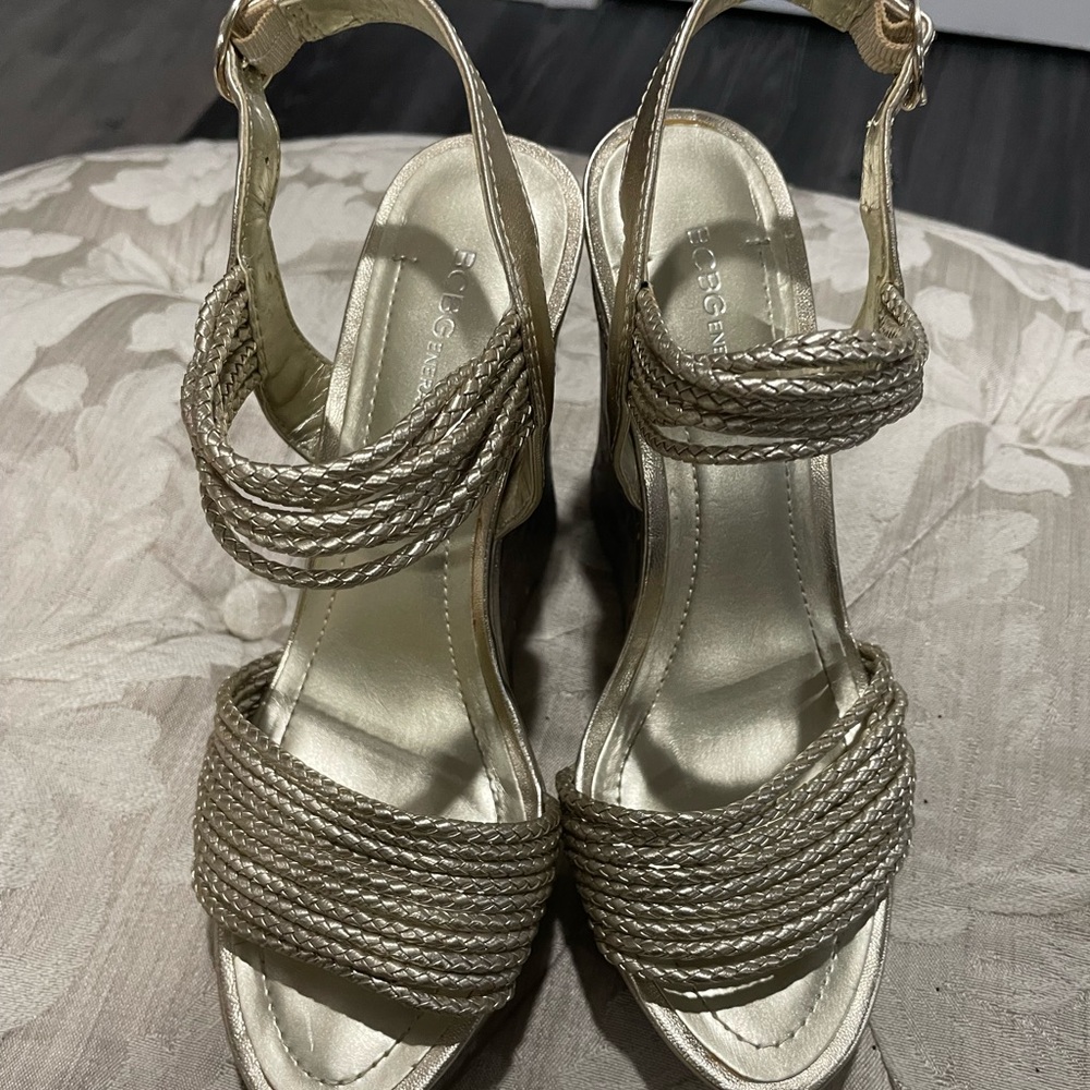Elegant Gold Woven Sandals